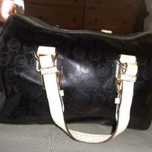 Michael Kors Grayson Satchel - Picture 1 of 7